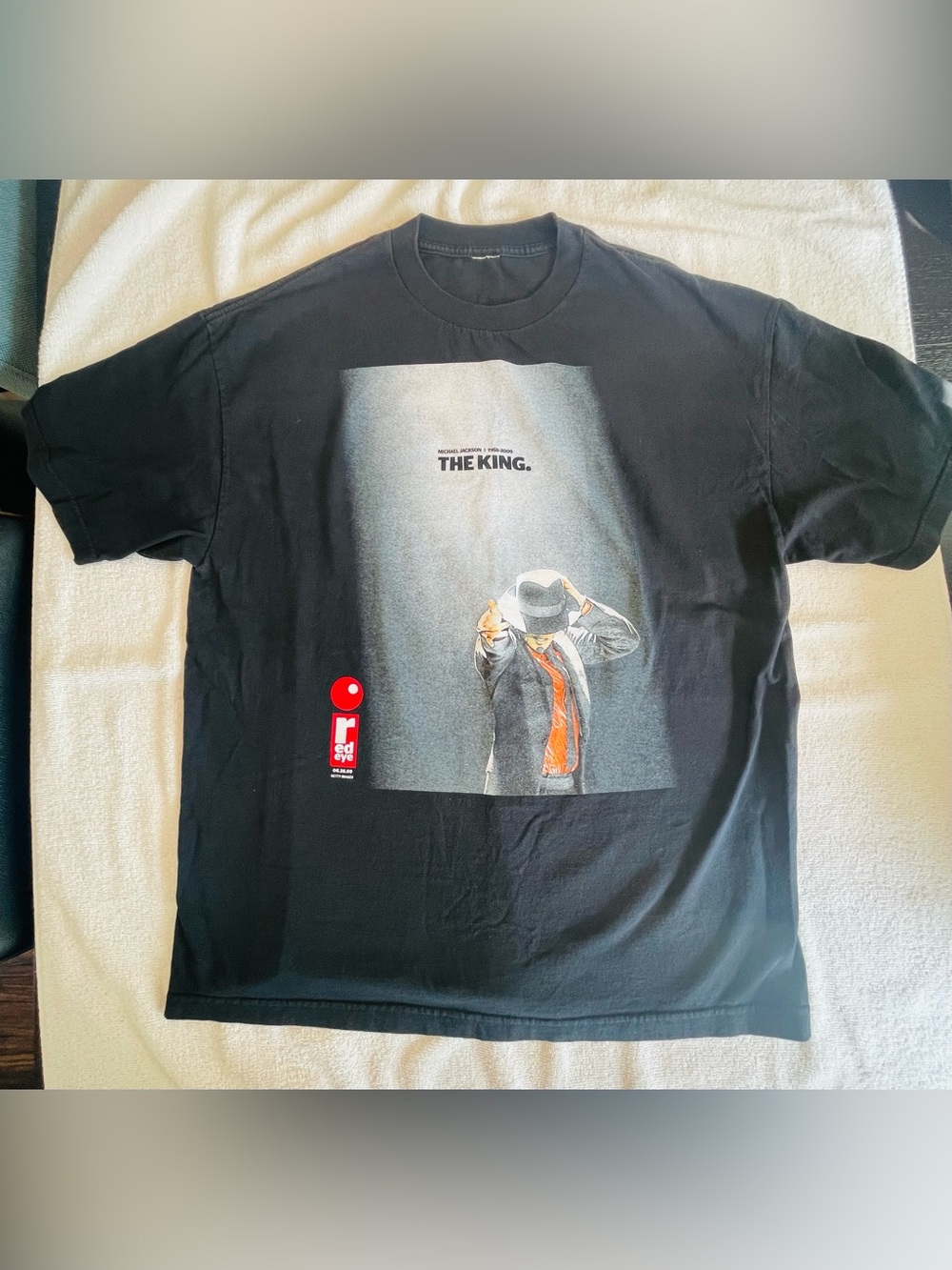 Michael Jackson 2009 Tribute Tee Red Eye Graphic Shirt